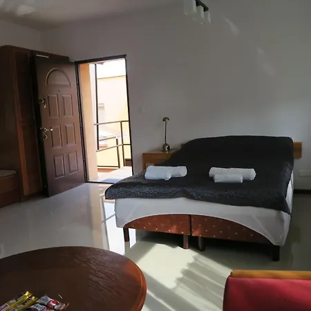 Apartman Apartament Optihome Varsó